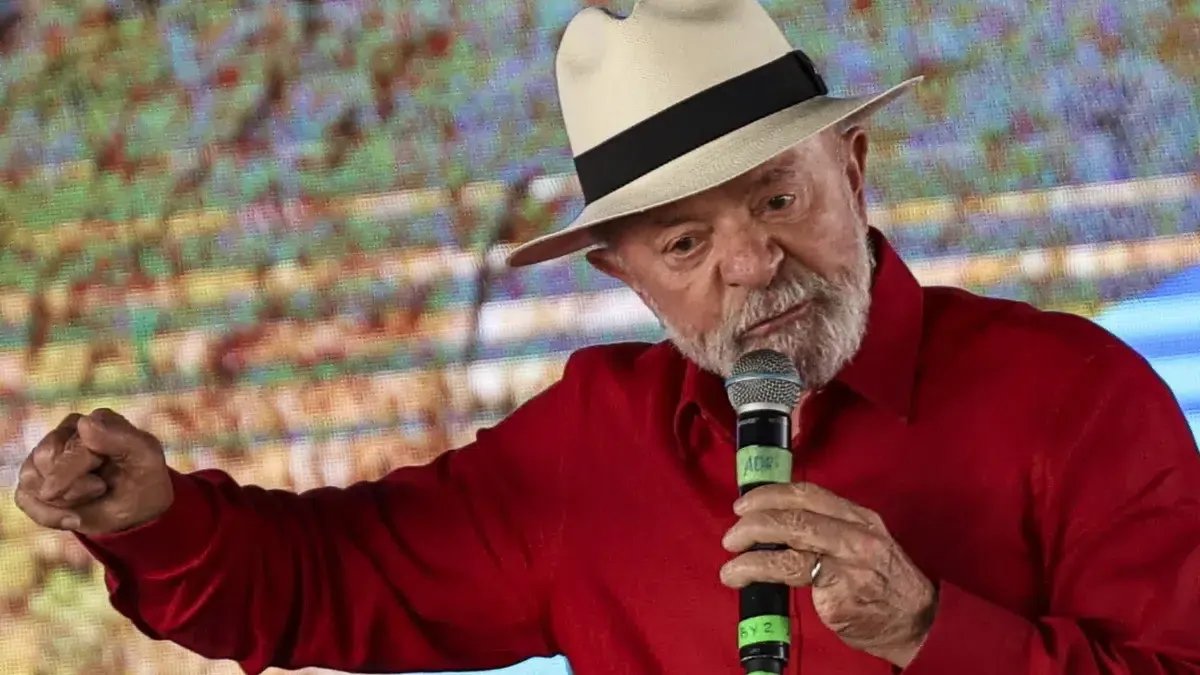 Lula promete “avançar ainda mais” na regulação das redes sociais caso seja reeleito; veja o que diz o plano de governo