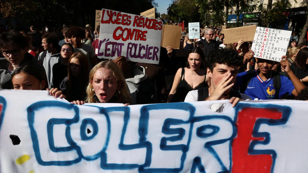 Comment calmer la colère des lycéens ?