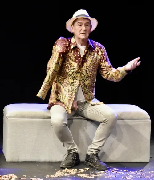 Graham Hopkins stars as Albie Sachs in new Baxter solo play