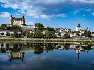 « Les investigations sont en cours » : un corps retrouvé dans la Loire après l’alerte d’un promeneur