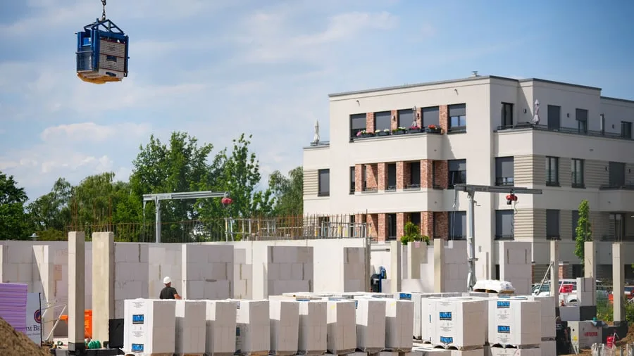 Wohnungsbau: Baugenehmigungen für Wohnungen steigen im August um fast sieben Prozent