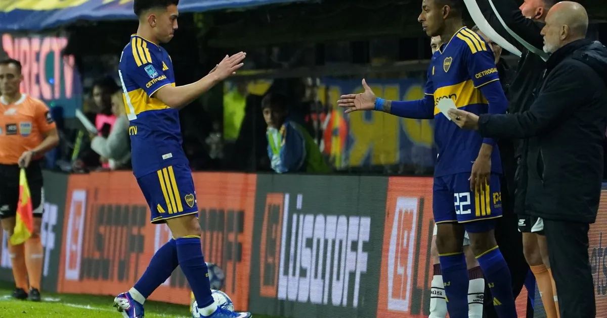 Velasco, el reemplazante de Aranda: flojo partido y la reacción de los hinchas