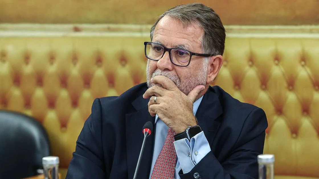 Ex-secretário-geral acusa Luís Neves de o pressionar para fazer obras nas esquadras sem concurso público
