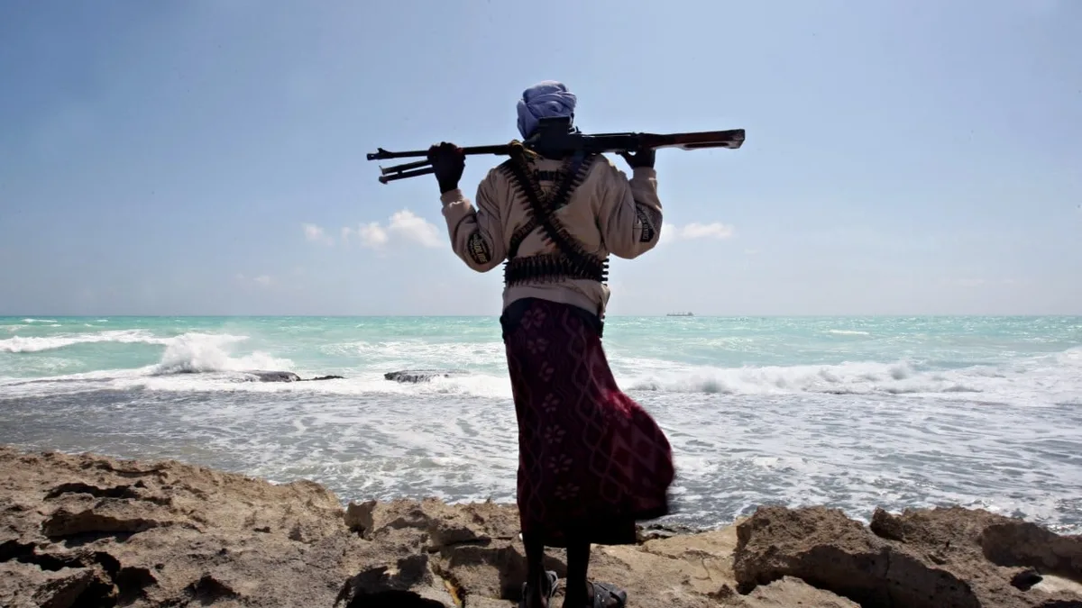 20 sailors kidnapped by Somali pirates near Yemen on US-sanctioned ship