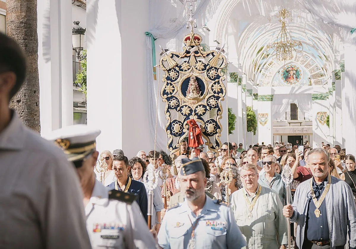Almonte recibe a las primeras filiales que peregrinan en el Año Jubilar Rociero