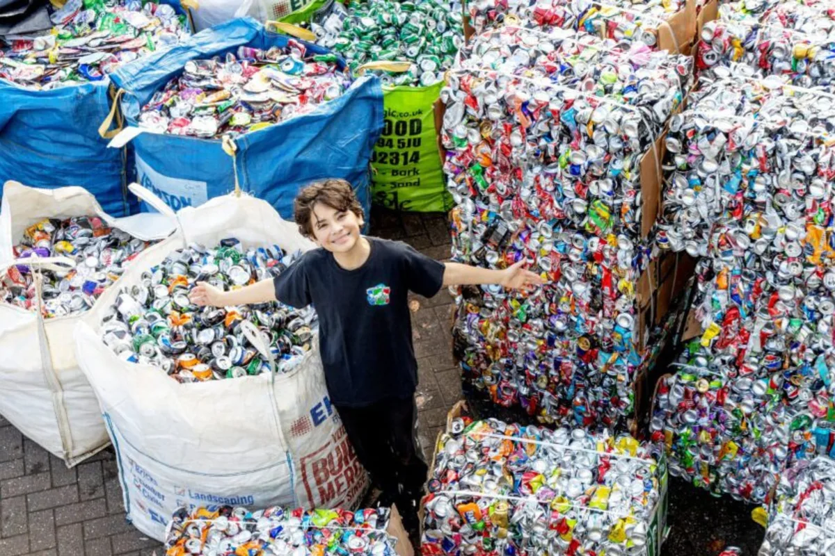 Ryan de 13 años se volvió rico por reciclar latas: “Me encanta lo que hago porque puedo ayudar a personas necesitadas”