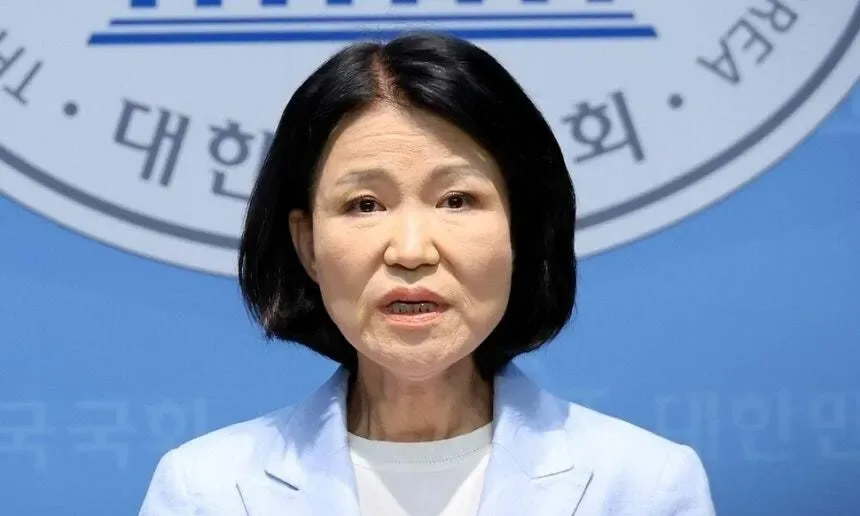 ‘5·18 폄훼’ 이진숙 제명 촉구 결의안, 민주당 주도 의결…국힘은 불참