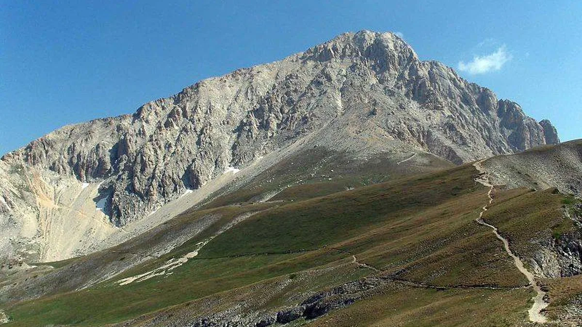 Italia estudia las profundidades de la Tierra y dicta sentencia: la corteza terrestre se está abriendo bajo sus pies