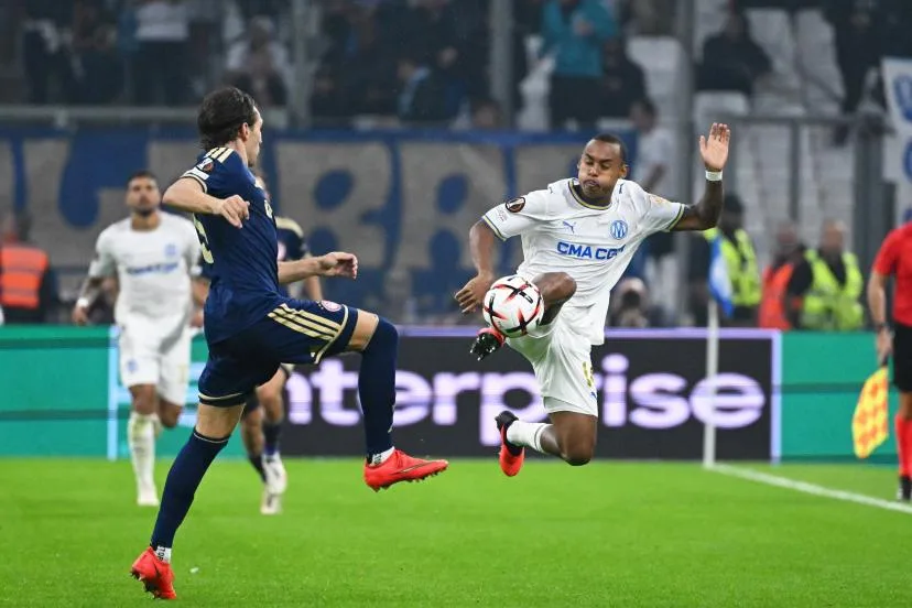 « En ce moment, on voit le but tout petit » : encore muette face à l'Olympiakos et en manque de leaders, l'attaque de l'OM n'en finit plus d'inquiéter