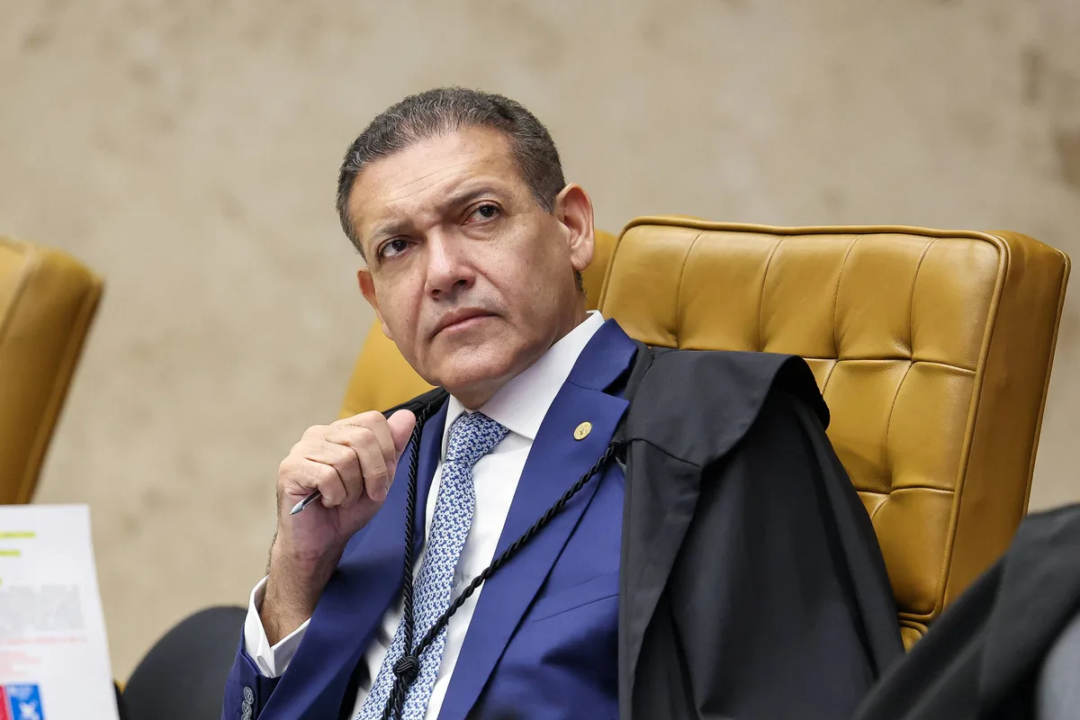 O TSE tem poderes excessivos sobre as campanhas eleitorais? SIM