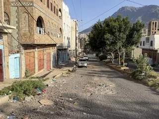 Les Houthistes affirment avoir visé un QG militaire du palais présidentiel à Aden, capitale du gouvernement yéménite