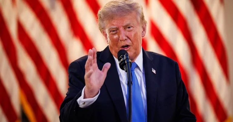 Trump recusa travão e anuncia "Força e Czar de IA"