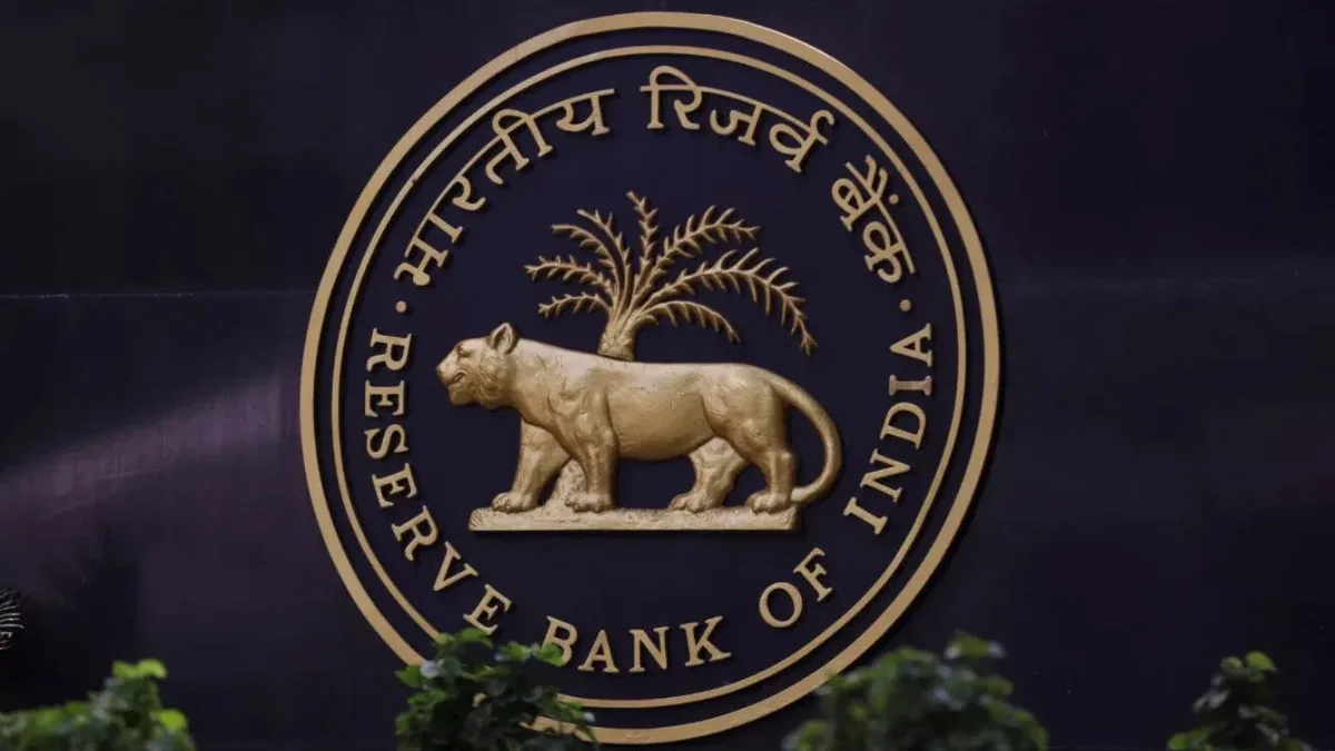 India’s current account deficit narrows to $5.2 billion in August, RBI data shows
