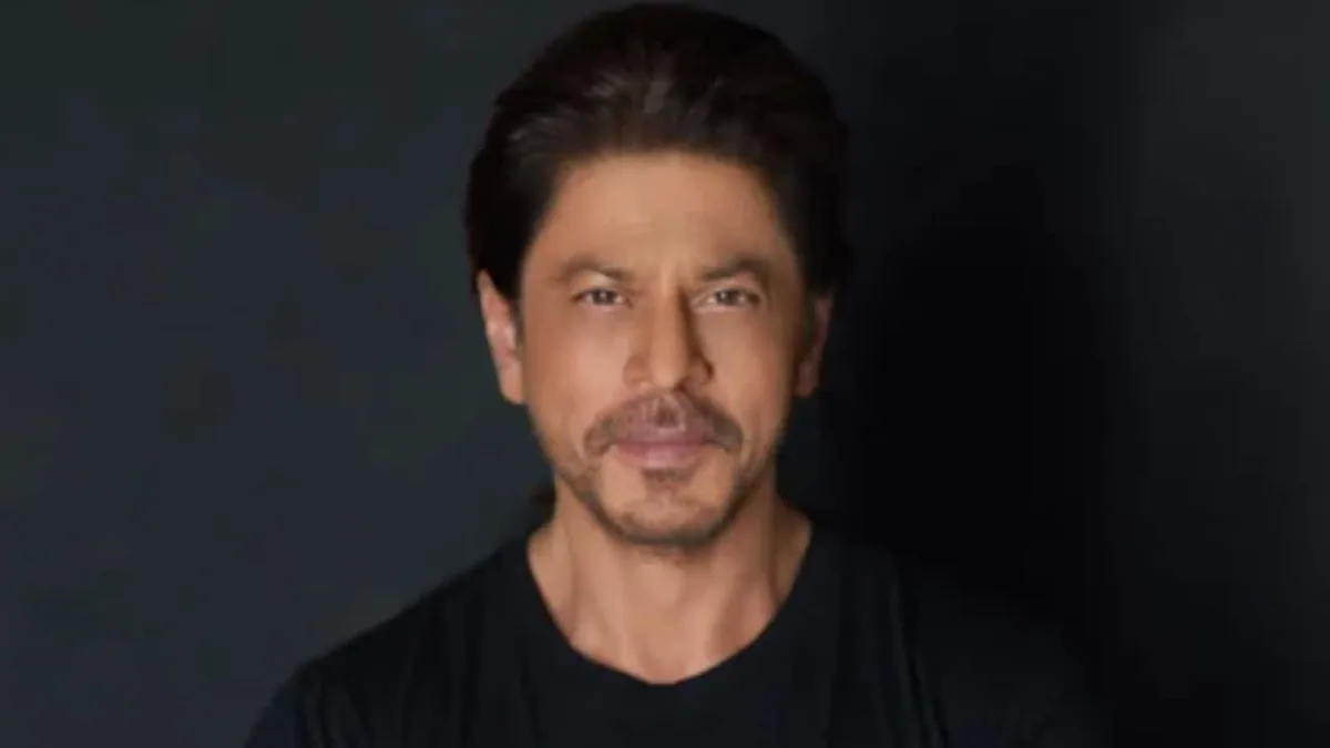 8-Foot Snake Rescued From Shah Rukh Khan's Mannat