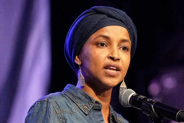Perquisitionnée, la démocrate Ilhan Omar plus que jamais dans le collimateur de Donald Trump