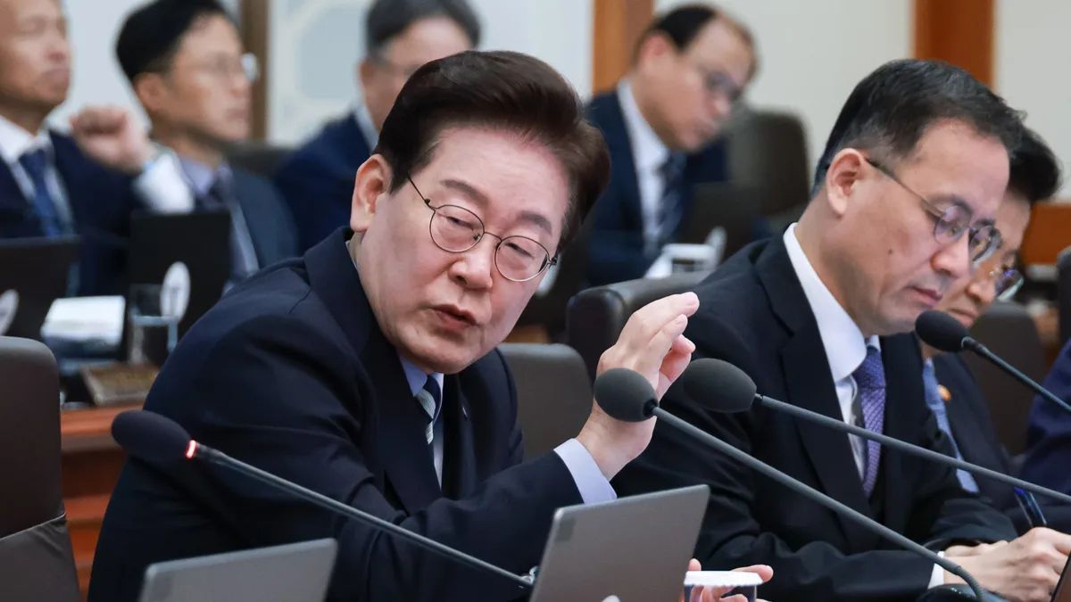 한미 파열음 속… 李 “굴종·사대 안돼”