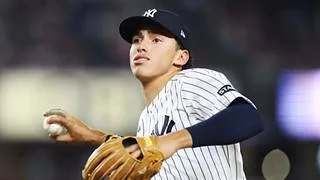 Del sueño al desastre: George Lombard Jr. y la racha de errores que preocupa a los Yankees