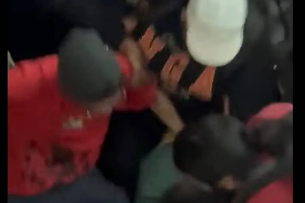 Não sou nazista e camiseta ridicularizava nazismo, diz estudante agredido na UFRJ