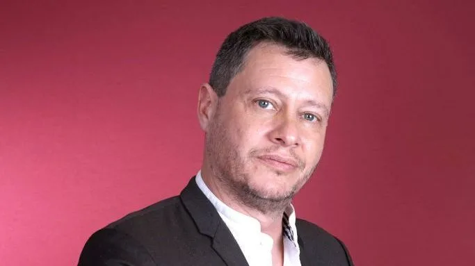 « Mon père aurait été étonné…. Et certainement très fier ! » Jonathan Dassin se confie sur le succès d’un titre culte