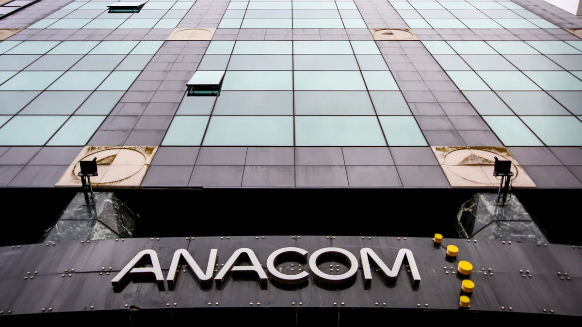 Anacom multa Nos em 350 mil euros pelo Playce. Meo e Vodafone tinham sido multadas em abril