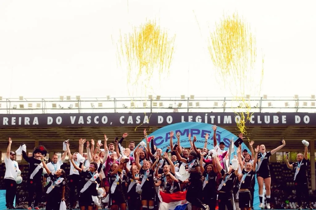 Coordenadora do Vasco destaca trabalho no feminino após título e projeta mais jogos em São Januário