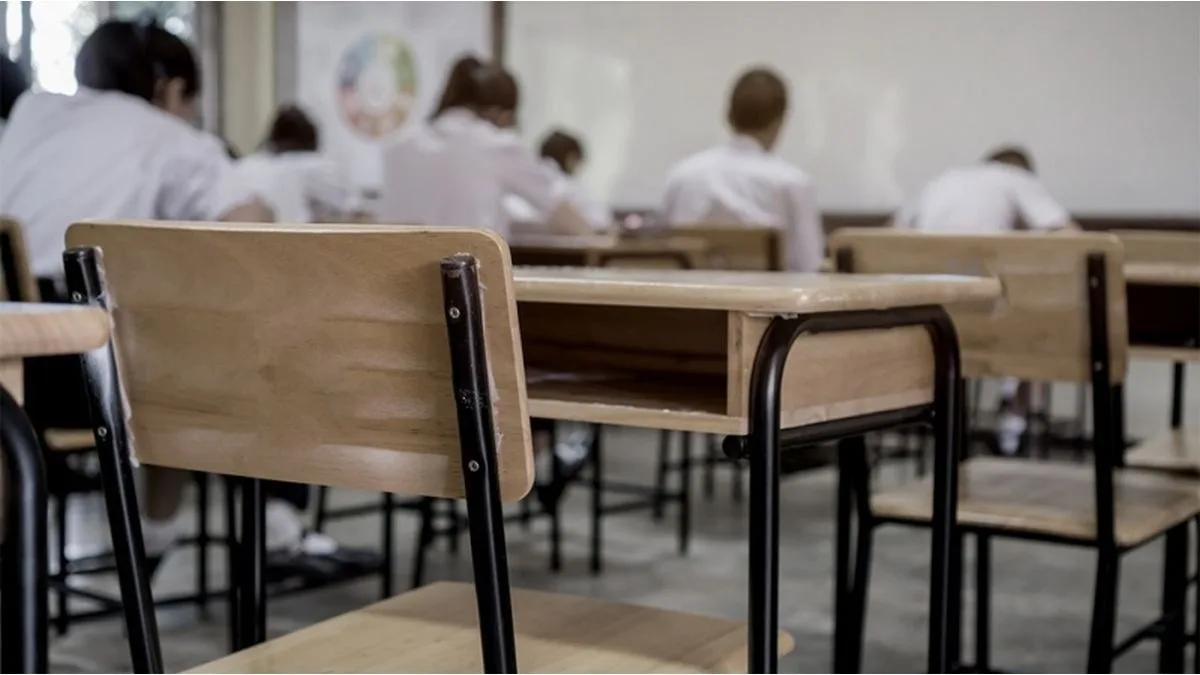 Buenos Aires acordó un aumento del 6% para docentes y estatales en dos tramos