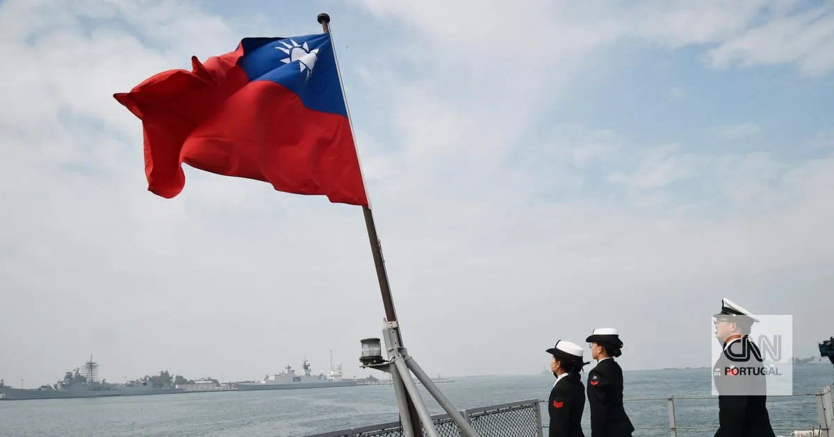 Taiwan detém empresário por tentar vender drones com componentes chineses ao Exército