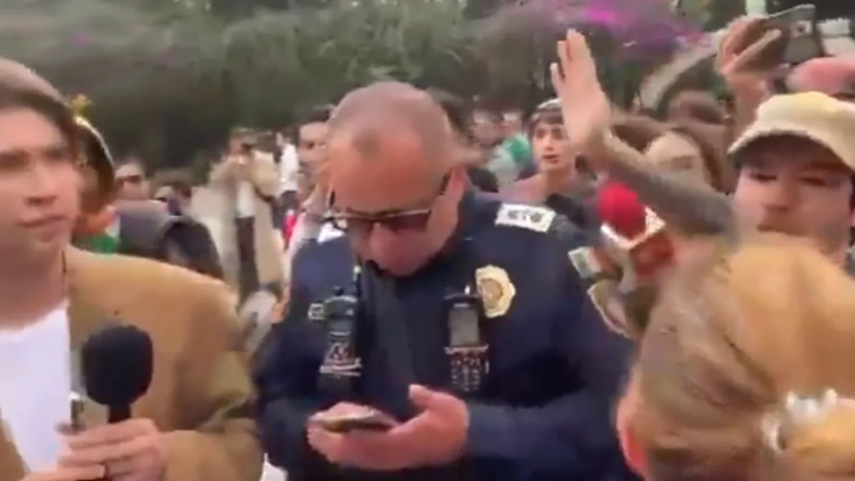 Policía recibe un zape al intentar frenar ‘batalla de farmear’ aura en CDMX
