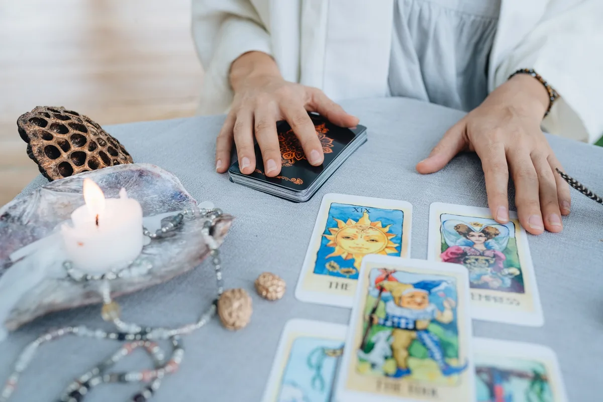 Tarot do dia: previsão para os 12 signos em 30/08/2026