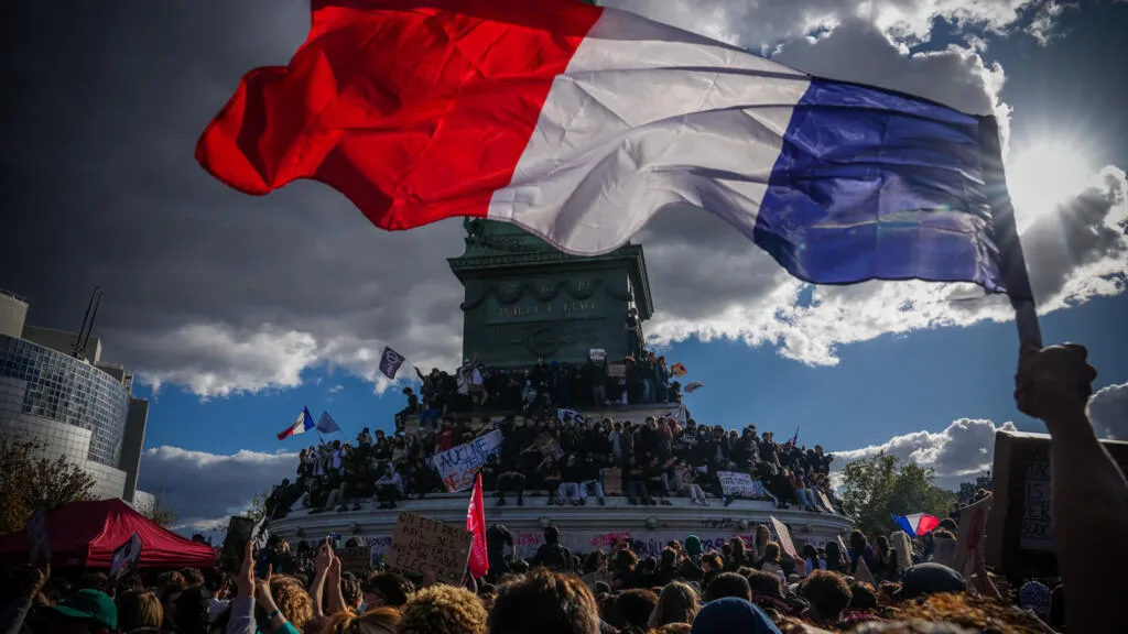 Italie, Grèce, Allemagne... la mobilisation française, source d'inspiration pour l'Europe ?