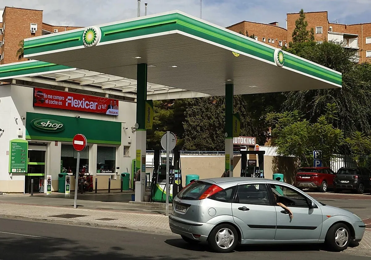 Los españoles disparan el consumo de gasolina en un año de precios récord