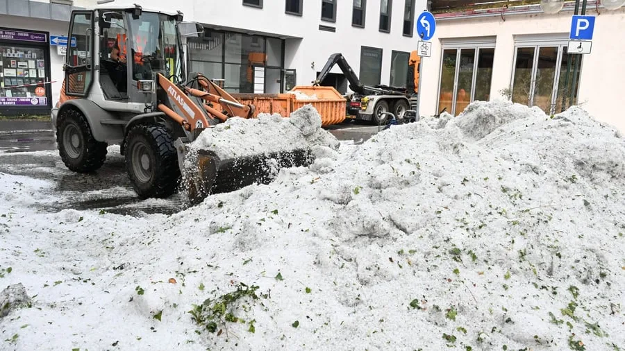 Branchentreffen: Rückversicherer müssen mit weiteren Preisrückgängen rechnen