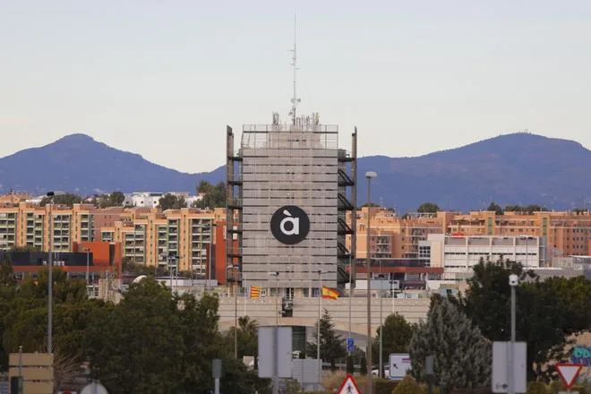 Polémica en la radio de 'À Punt' al hablar un presentador de la "patología" de salud mental de Pedro Sánchez