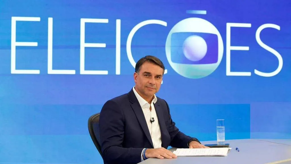 Flávio Bolsonaro almoçará com direção da Globo no dia da sabatina do JN