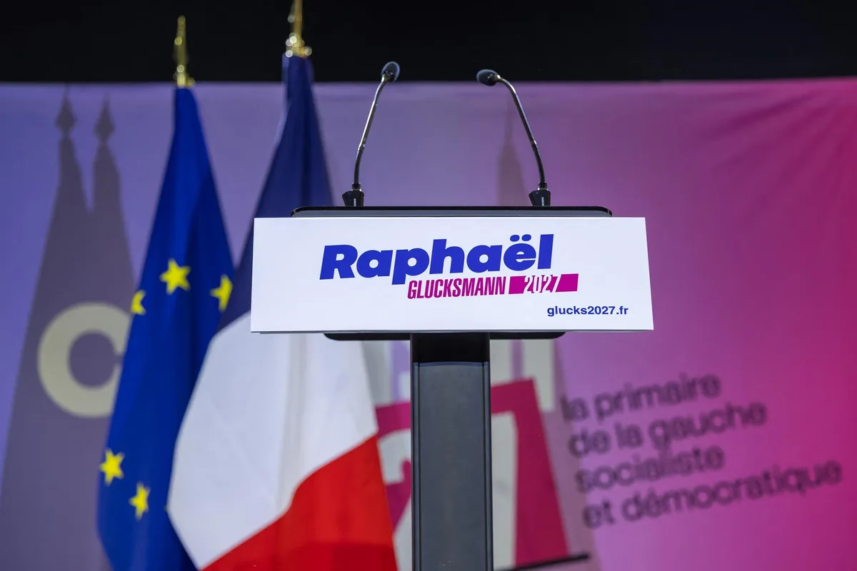 Après sa victoire à la primaire, Glucksmann grimpe dans les sondages