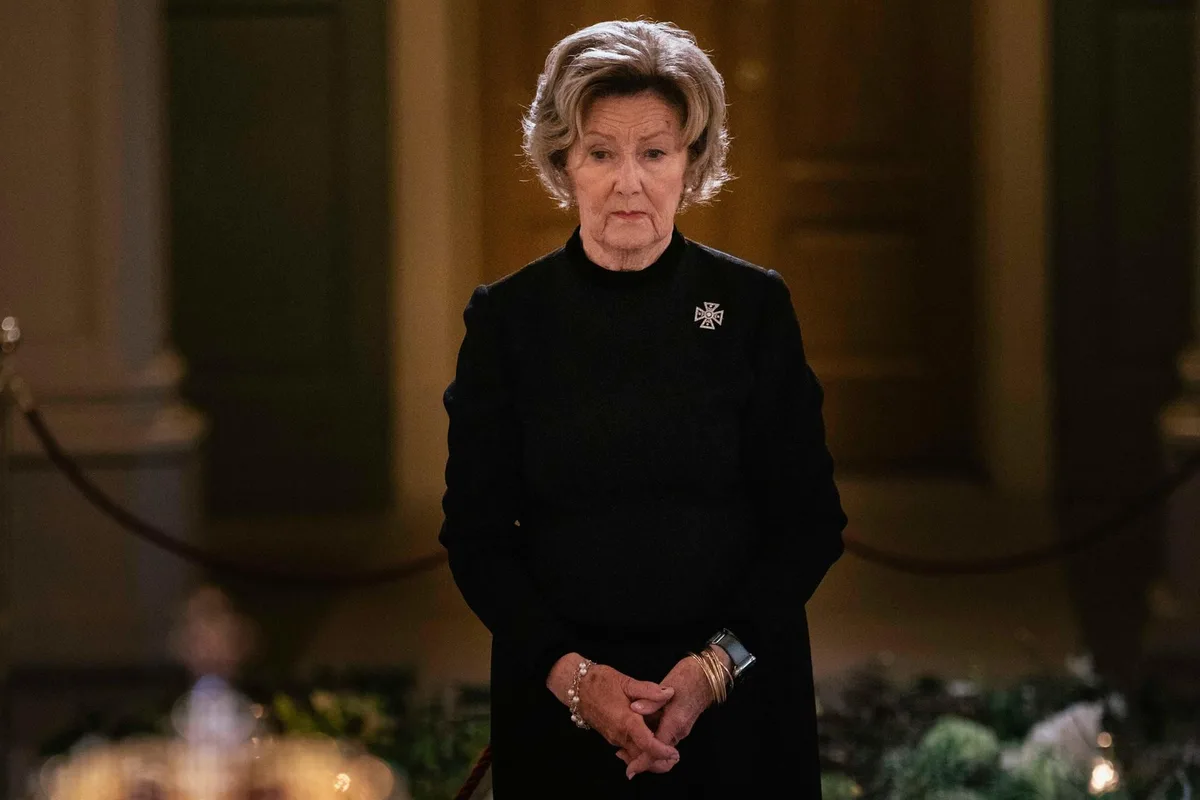 La reina Sonia de Noruega pierde el tratamiento de Majestad y ya no figura como parte de la Casa Real