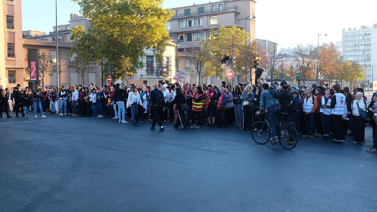 France suspends use of stun grenades to police student protests