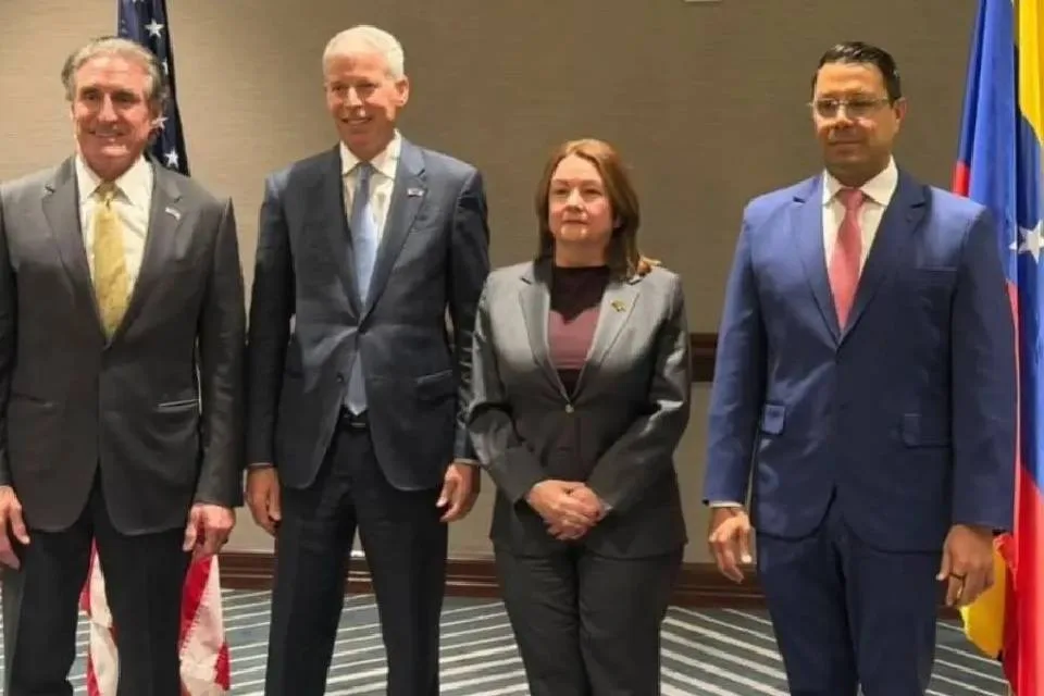 Oficialismo intenta afianzar nexo petrolero con EEUU en la cumbre del G20
