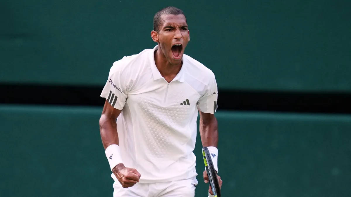 Auger-Aliassime downs Tsitsipas in straight sets at Cincinnati Open