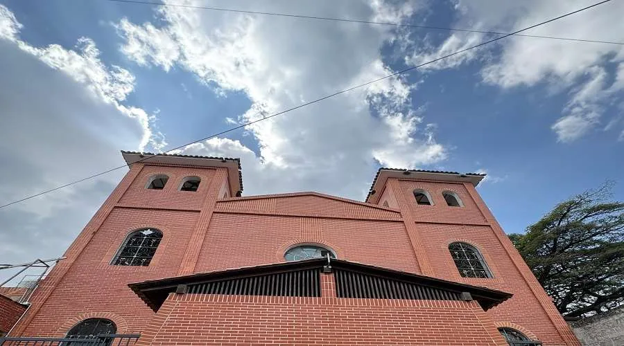 Venezuela Renace avanza en la reconstrucción de la iglesia San Francisco Javier en Lídice
