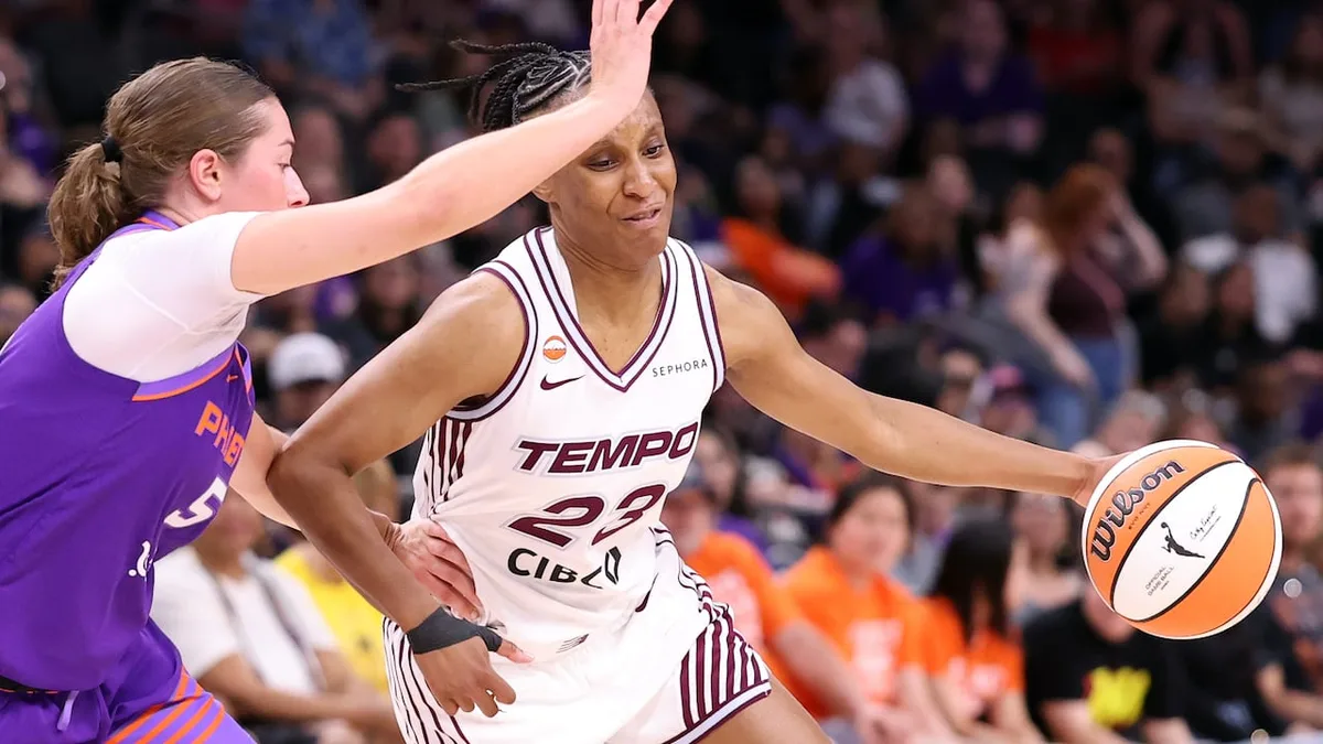 Brochart, Ciezki lead Mercury in 101-69 win over fading Tempo
