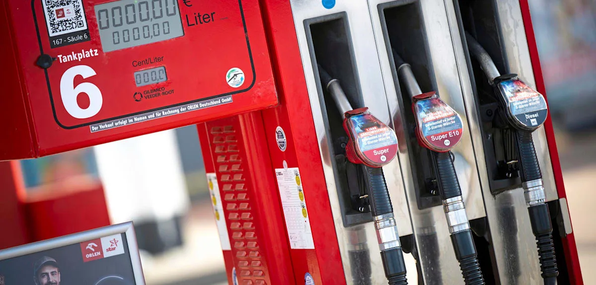 Spritpreise steigen weiter – Super E10 erreicht Höchststand