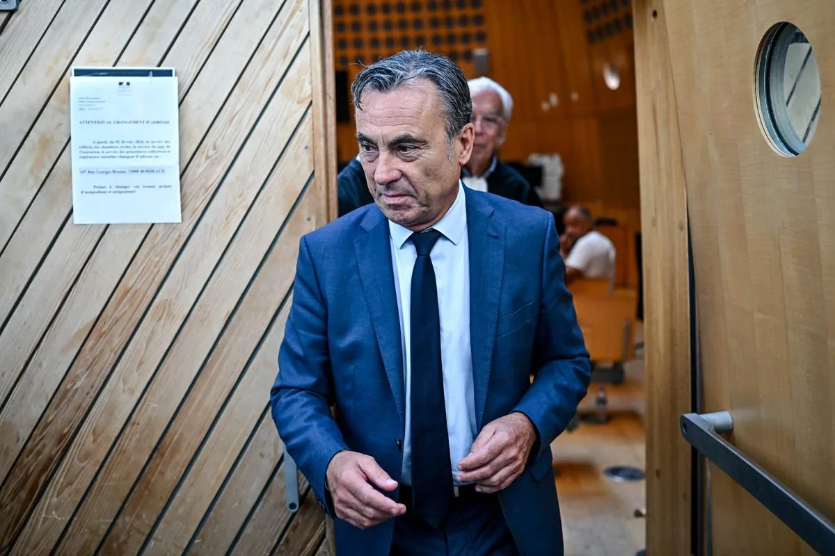 Le maire d’Arcachon condamné pour avoir insulté et menacé un opposant pendant la campagne