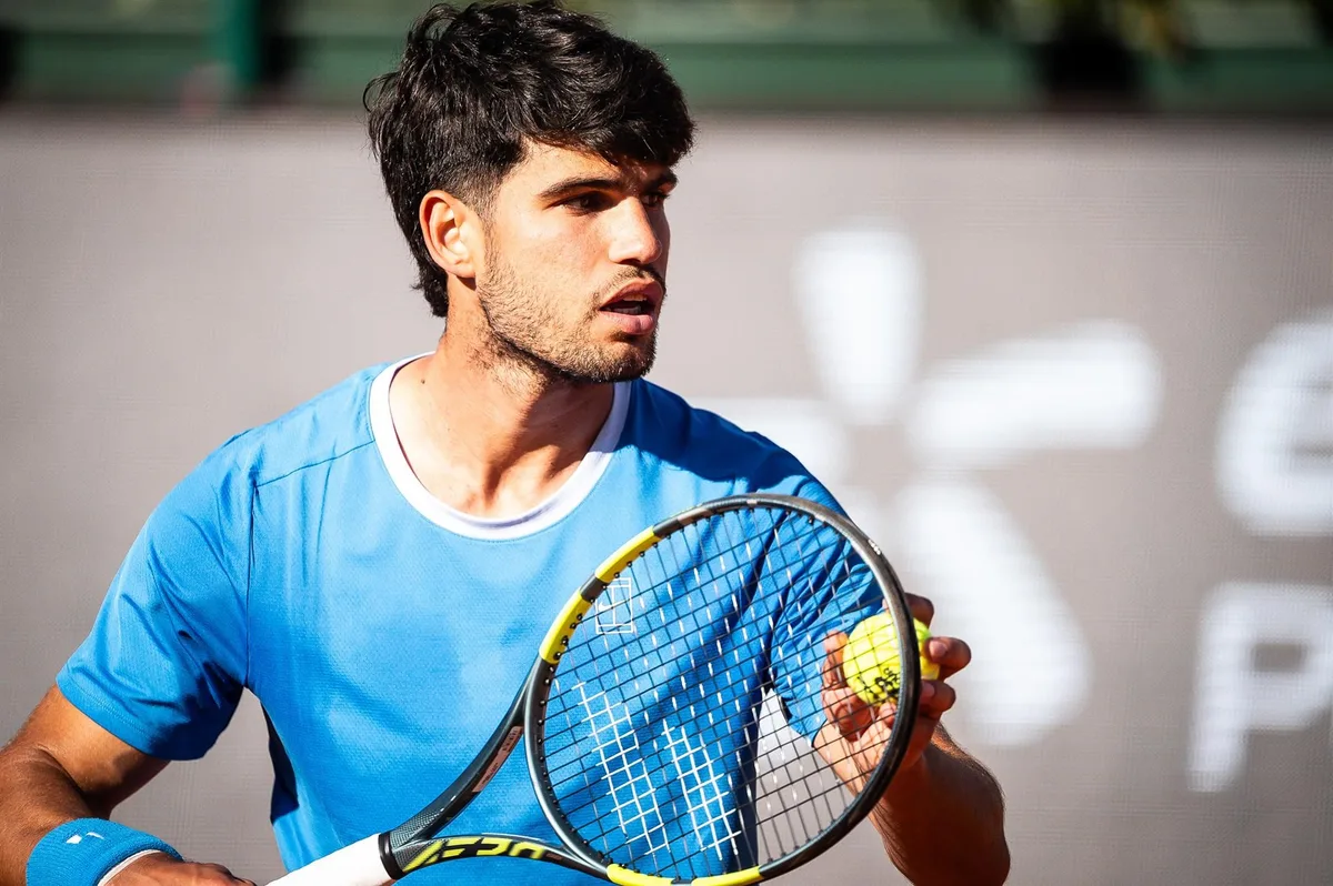 Carlos Alcaraz se entrena en la Arthur Ashe junto a Dani Mérida