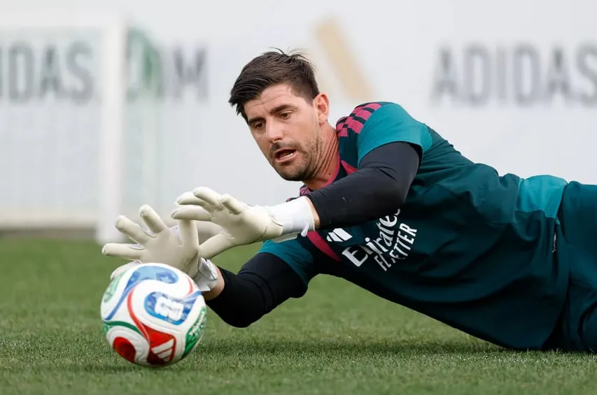 Courtois reclama el trono