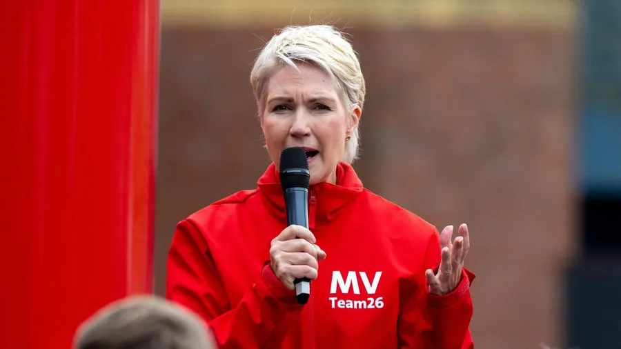 Landtagswahlen: Nach SPD stimmt auch Linke für Koalitionsverhandlungen in MV