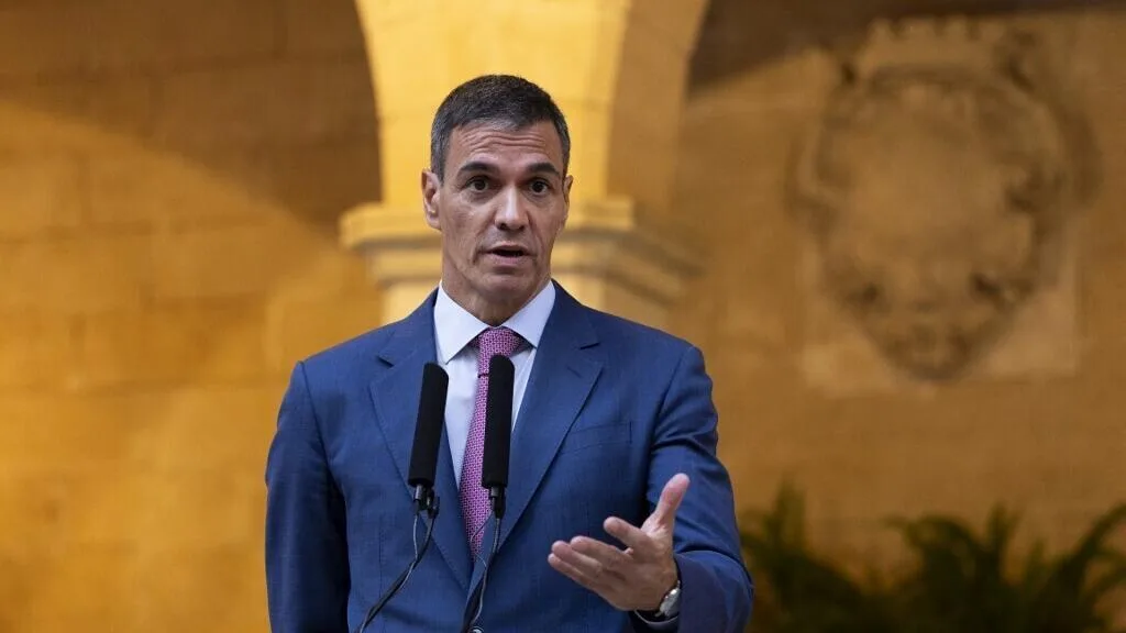 Espagne: la crise migratoire à Ceuta se transforme en crise politique pour Pedro Sanchez
