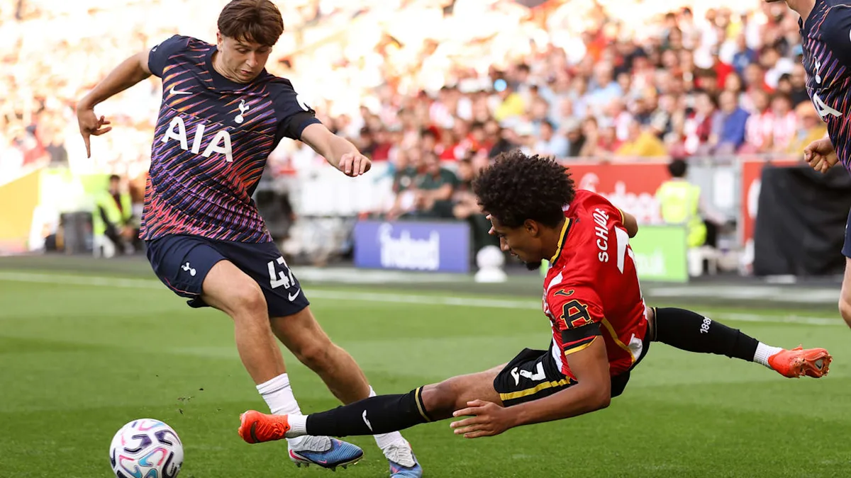 Kritik nach Tottenham-Pleite - Darf Moore endlich nach Köln?