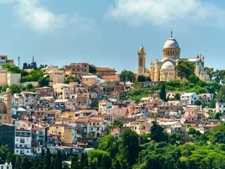 Vous partez bientôt à la découverte de l’Algérie ? Voici cinq choses à savoir avant de séjourner dans le pays
