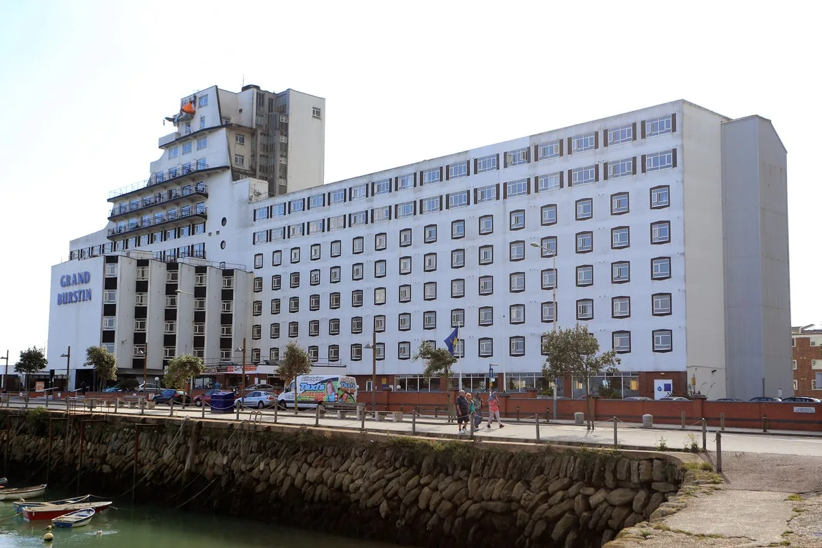 Folkestone hotel fire: Major blaze at Grand Burstin Hotel being treated as suspicious, police say